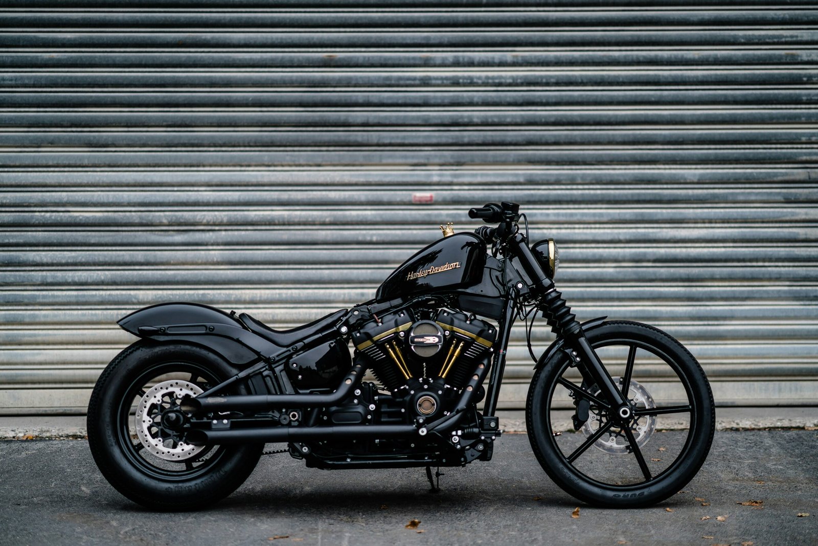 black motorcycle